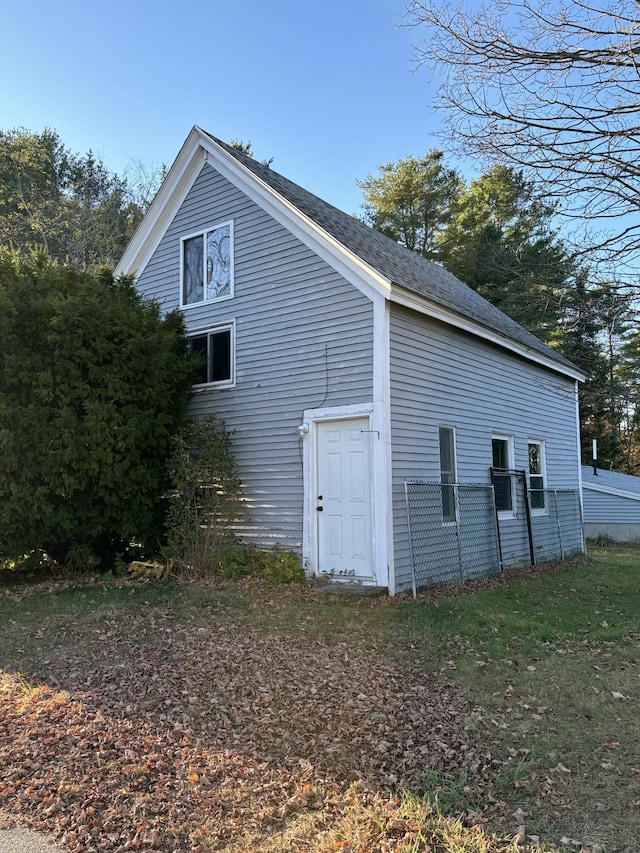 view of side of property