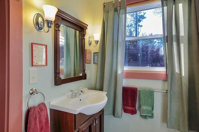 bathroom with vanity