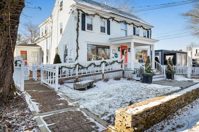 view of front of home