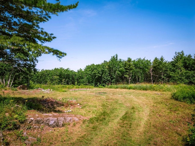 25 Bog Rd, Rockland, ME 04841