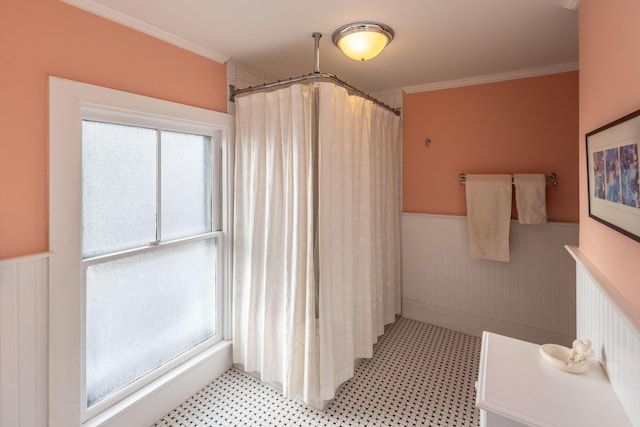 bathroom with crown molding