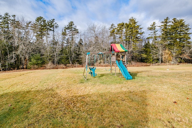 view of play area featuring a yard