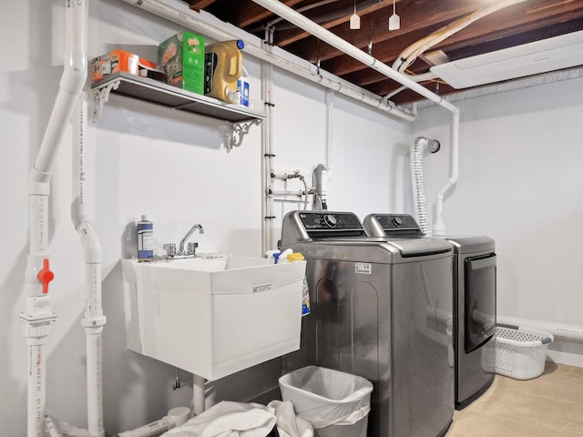 102 Main St, Belgrade, ME 04917 - laundry room with washing machine and dryer and sink