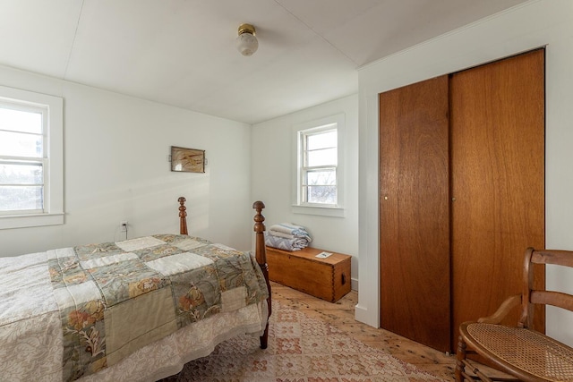 bedroom with a closet