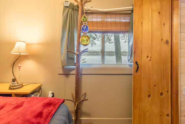 380 Cedar Lake Rd Unit T3 R9, Nwp, ME 04462 - bedroom with a decorative wall