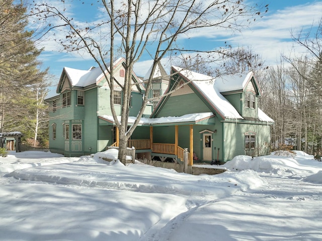 view of front of property featuring a porch