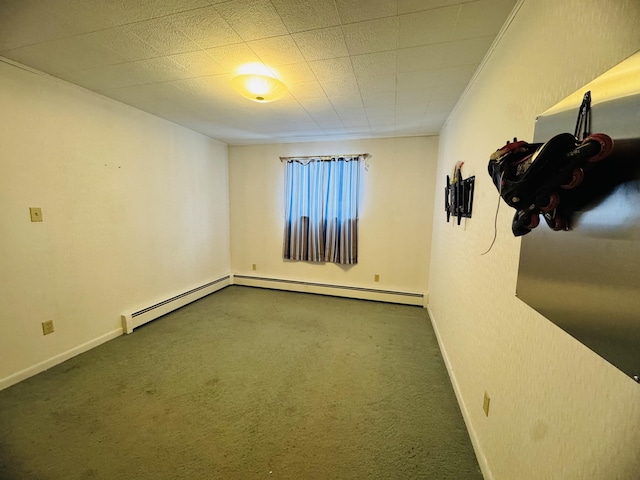 spare room with carpet flooring