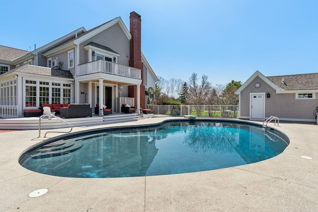 6 Ebb Tide Dr, Cumberland, ME 04110 - view of pool featuring a patio, fence, an outdoor hangout area, and a fenced in pool