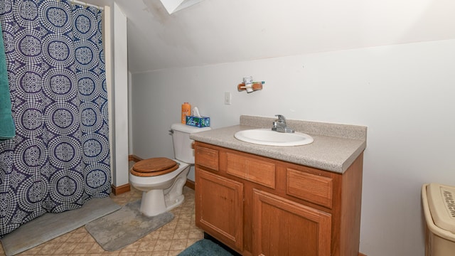 22 Jewett Rd, Raymond, ME 04071 - bathroom featuring toilet, vanity, vaulted ceiling, and a shower with curtain