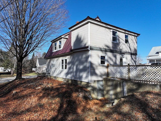 view of home's exterior