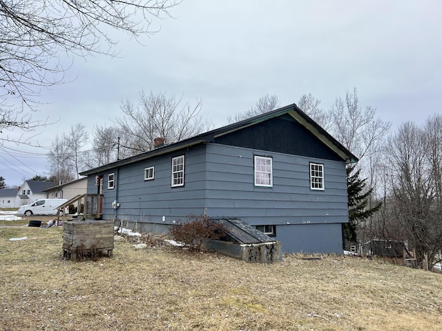 view of side of property