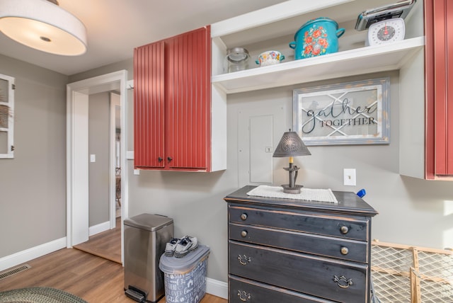 room details featuring hardwood / wood-style floors