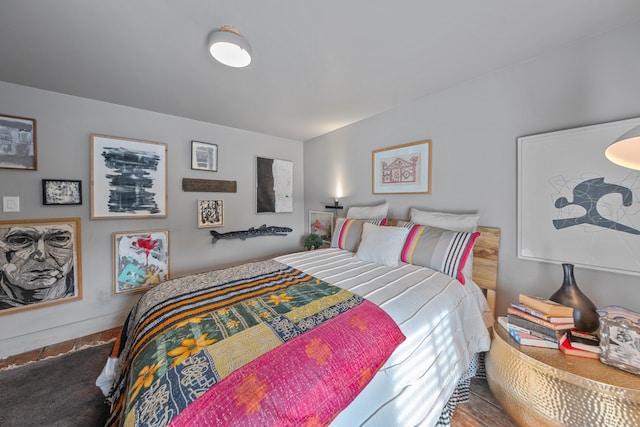 bedroom featuring carpet floors