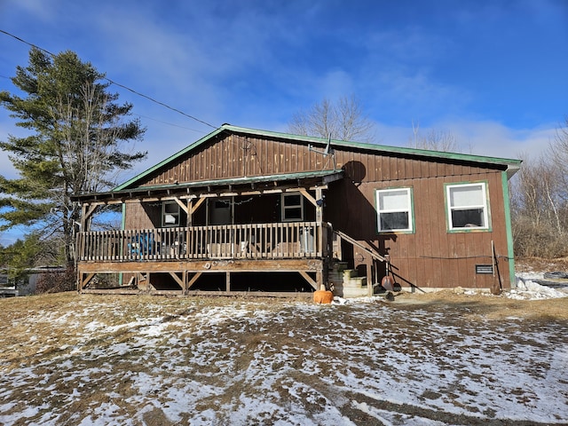 view of front of home featuring a deck