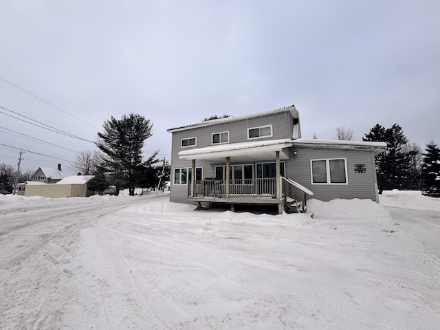 view of front of home featuring covered porch