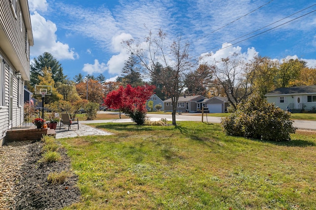 view of yard with a patio