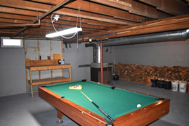 playroom with concrete floors and billiards