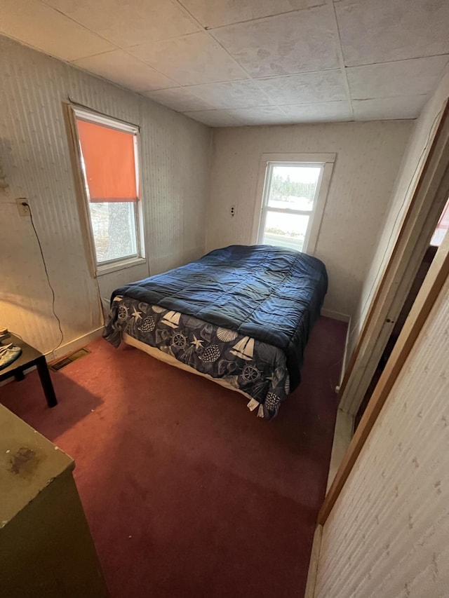 bedroom with carpet