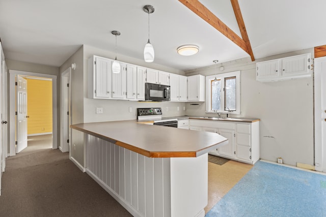 kitchen with decorative light fixtures, kitchen peninsula, black appliances, and white cabinetry