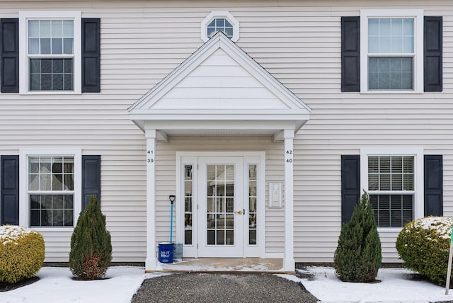 view of property entrance