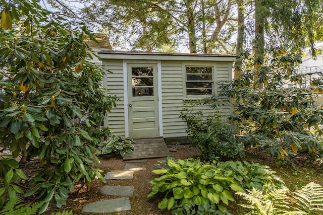 view of outbuilding