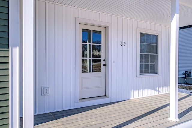 view of entrance to property