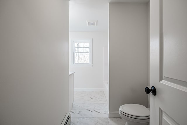 bathroom with toilet, a washtub, and vanity