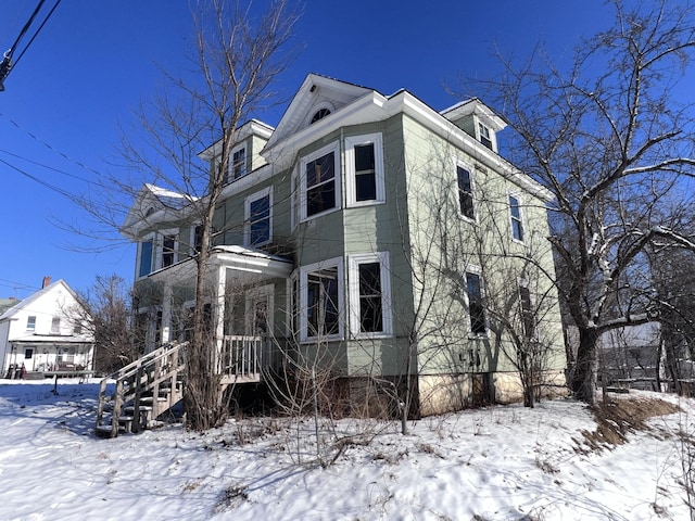 view of front of house