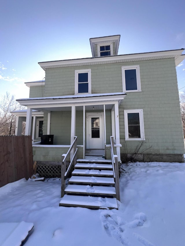 view of front facade featuring a porch