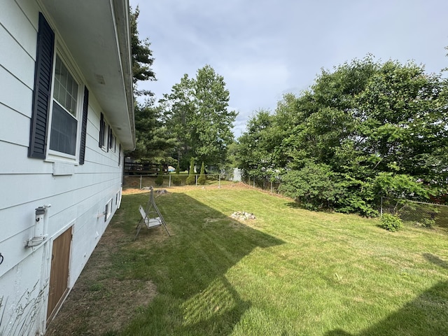 7 Meadow Ln, Lewiston, ME 04240 - view of yard