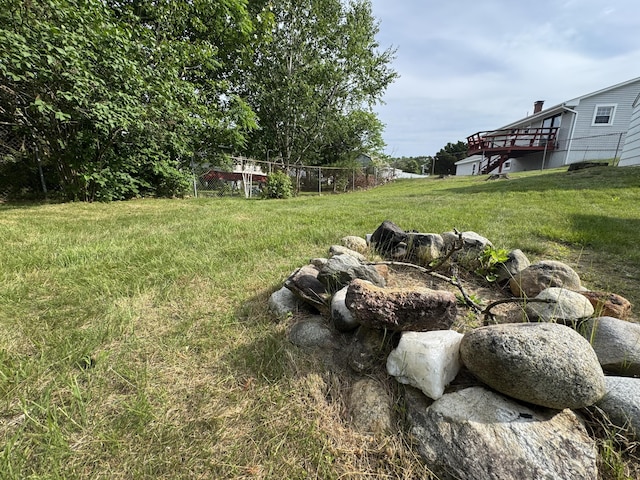 7 Meadow Ln, Lewiston, ME 04240 - view of yard