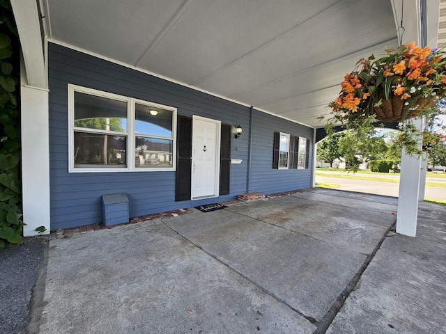 view of patio / terrace with a porch