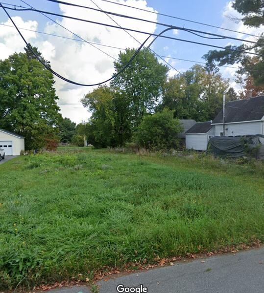 10 Delmont St, Presque Isle, ME 04769 - photo 2