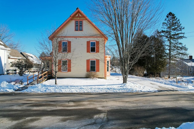 view of front of home