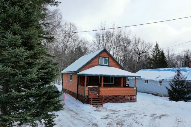 view of front of property with covered porch