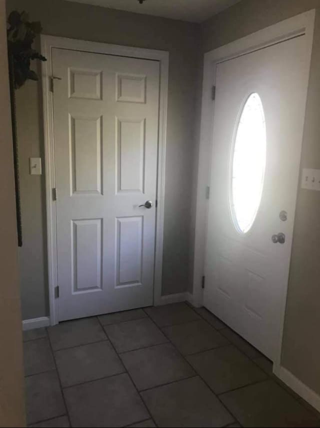 view of tiled entryway