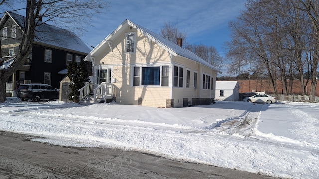 view of front of property