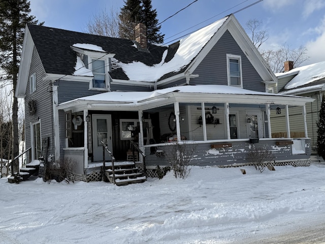 view of front of home