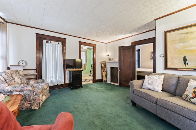 carpeted living room with crown molding