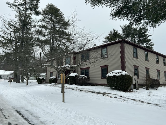 view of front of house