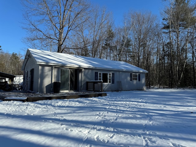 view of front of property