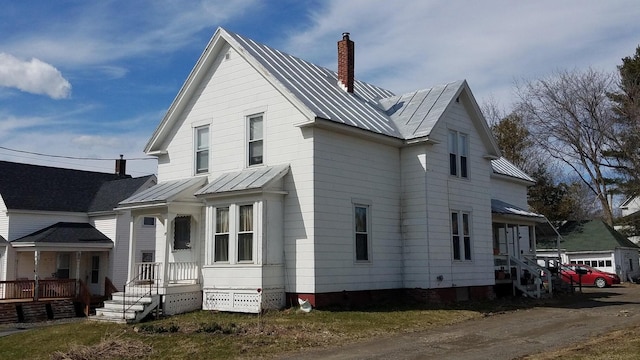 view of front facade