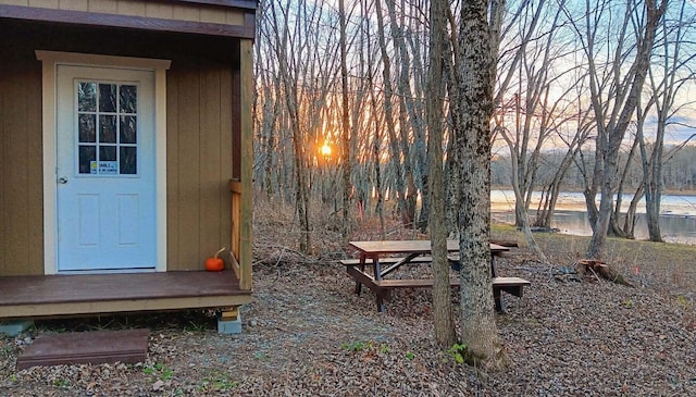 590 Mohawk Rd, Lincoln, ME 04457 - view of yard