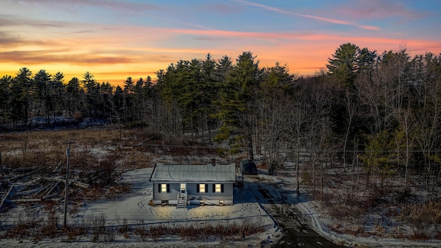 view of aerial view at dusk