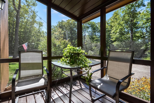 view of sunroom / solarium