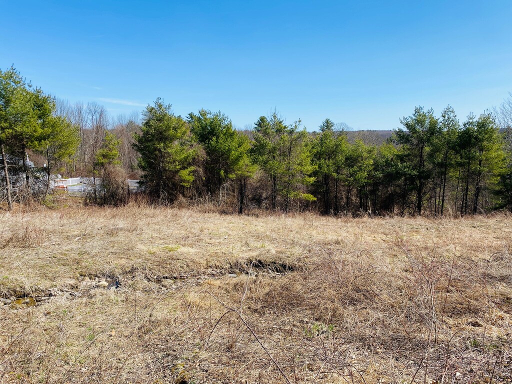 333 Metcalf Rd, Winthrop, ME 04364