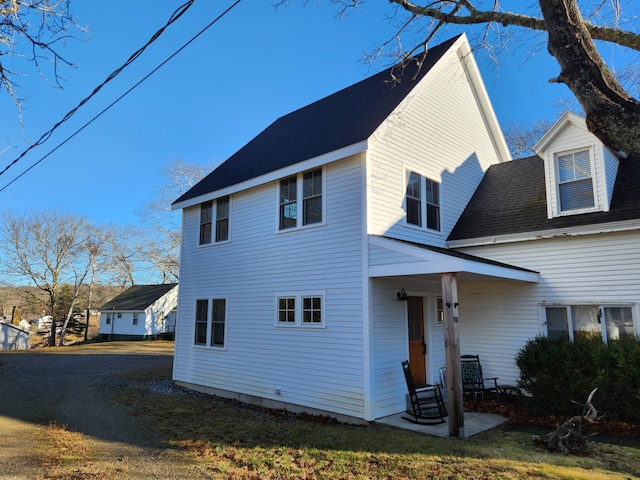 view of home's exterior