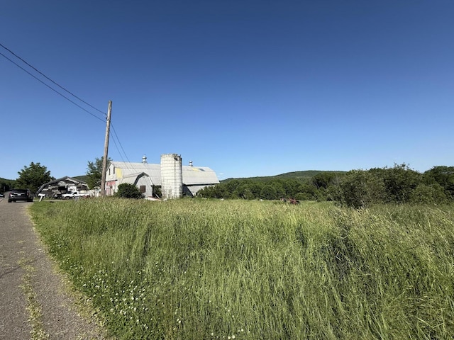 431 Houlton Rd, Island Falls, ME 04747