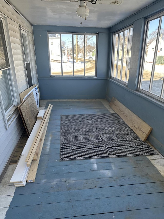 view of unfurnished sunroom