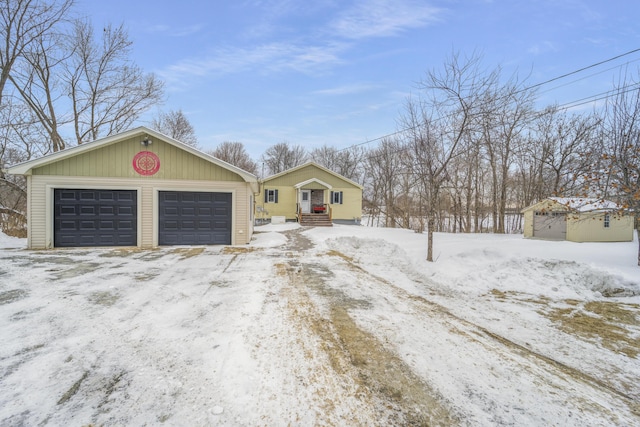 view of front of house featuring a garage